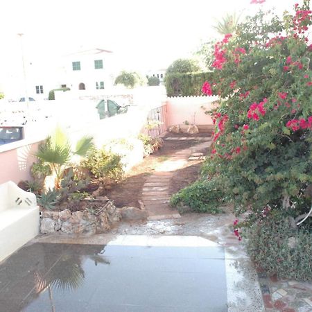 Hostal Paris Ciutadella Сьюдадела Экстерьер фото