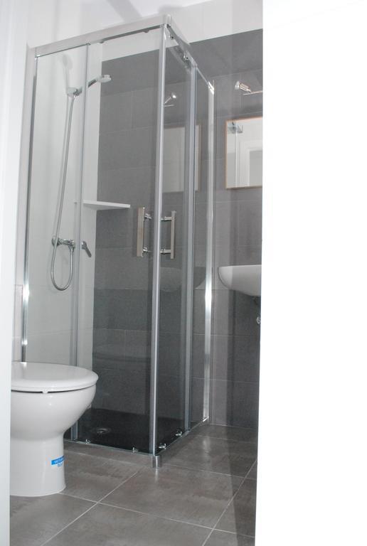 Hostal Paris Ciutadella Сьюдадела Номер фото