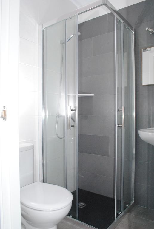Hostal Paris Ciutadella Сьюдадела Номер фото
